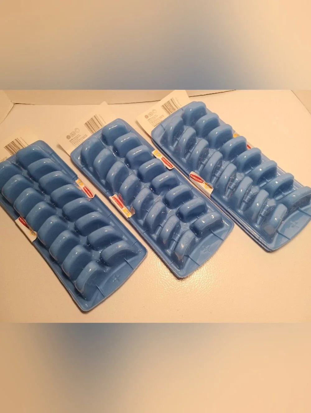 Rubbermaid Stack & Nest Ice Cube Trays 3 Sets of 2 (6 Trays) Pack Blue Brand New